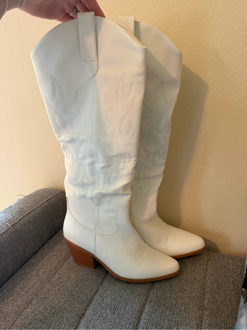 Amazon White Over-the-Knee Western Boots with Block Heel